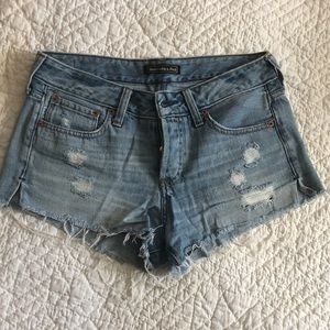 Abercrombie & Fitch light wash cutoff Jean shorts size 26